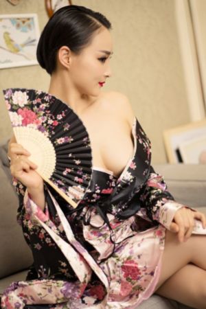 夏日回应_超清神马在线观看